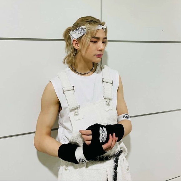 Auth Chanel Sport Line CC Logo Pink Terry Cloth Sweatband Set - Picture 9 of 10